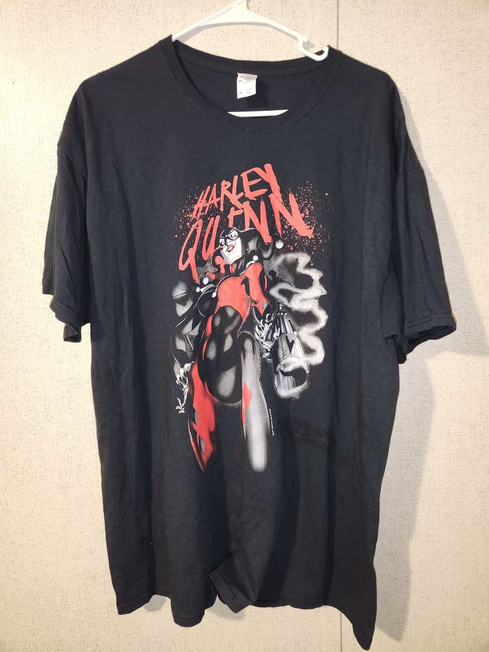 Harley Quinn Graphic Tee - Black with Red Print